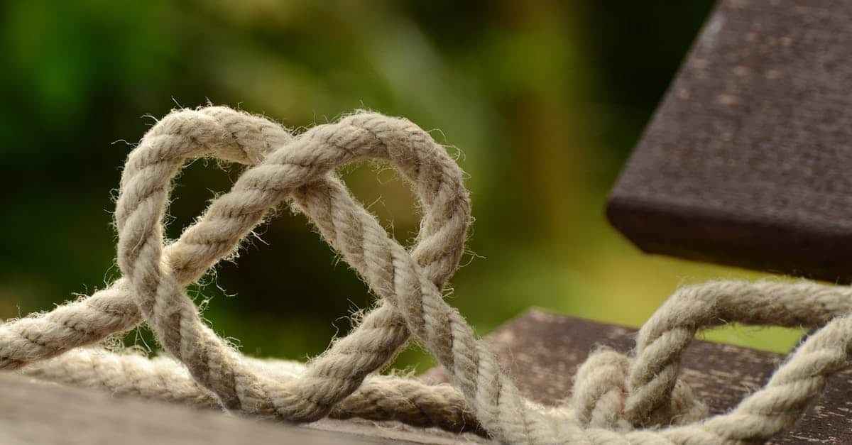 A close up of a rope